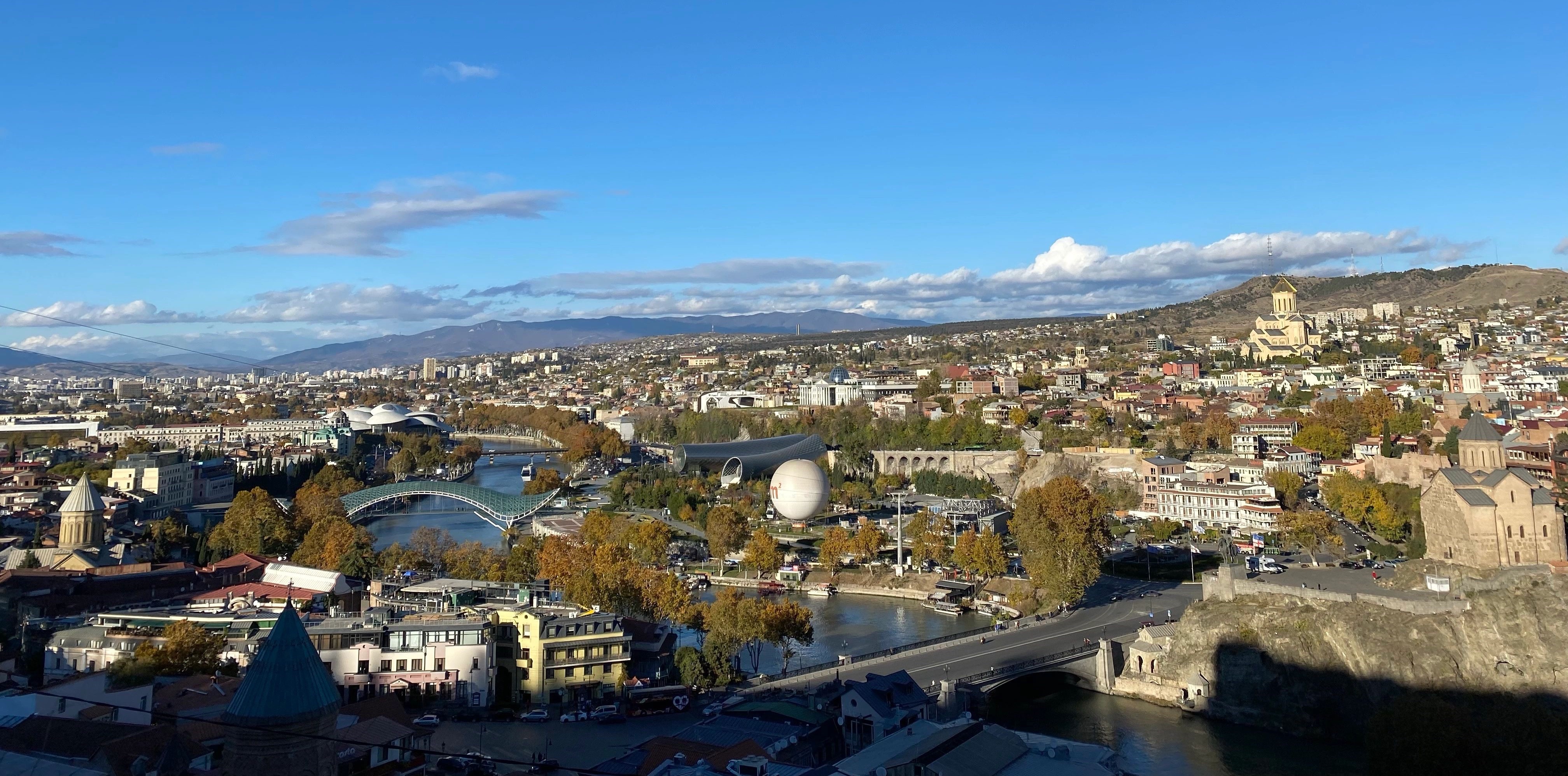 Yakın ve Lezzetli Bir Gezi: Tiflis Gezi Rehberi
